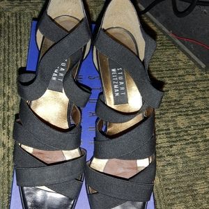 Black Strap Mid-Heels